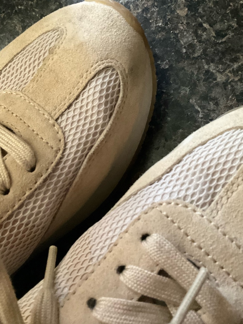 Vince Beige and White Ohara sneaker - Picture 10 of 10